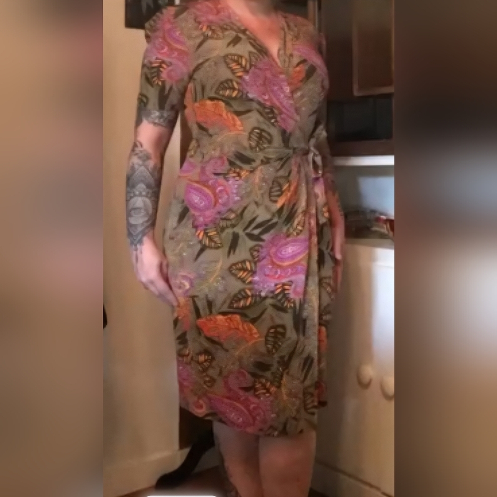 Robbie Bee Tropical Silk Wrap Paisley Print Dress Size 6